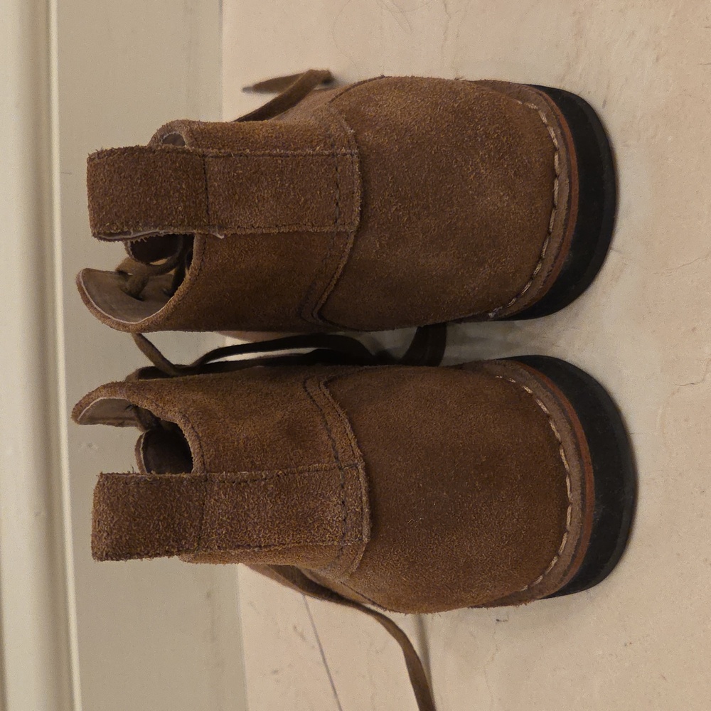 BRAND NEW MEN'S BEIGE SUEDE ANDREW MARC CHUKKA BOOTS BOOTIES SHOES SZ 8.5 $249 - Picture 7 of 8